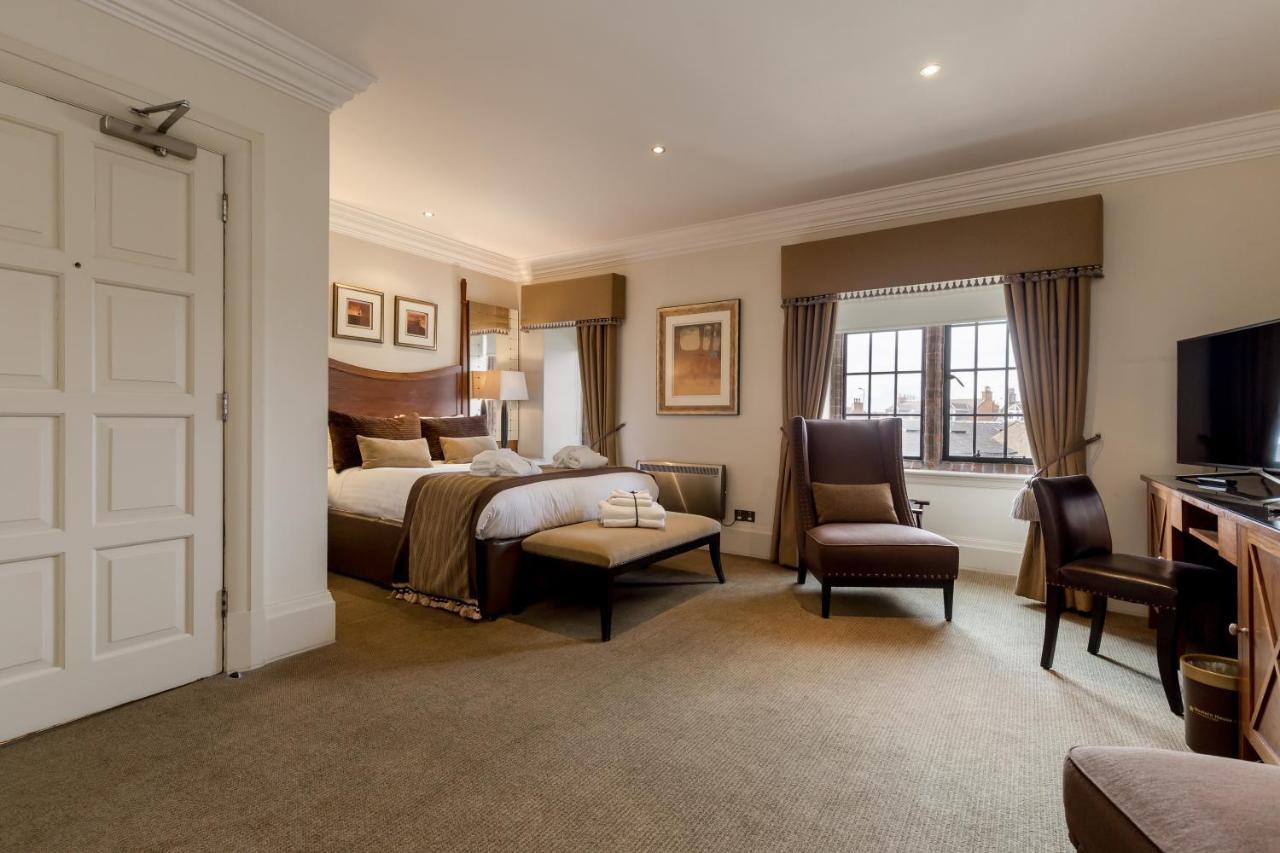 Western House Hotel At Ayr Racecourse 외부 사진