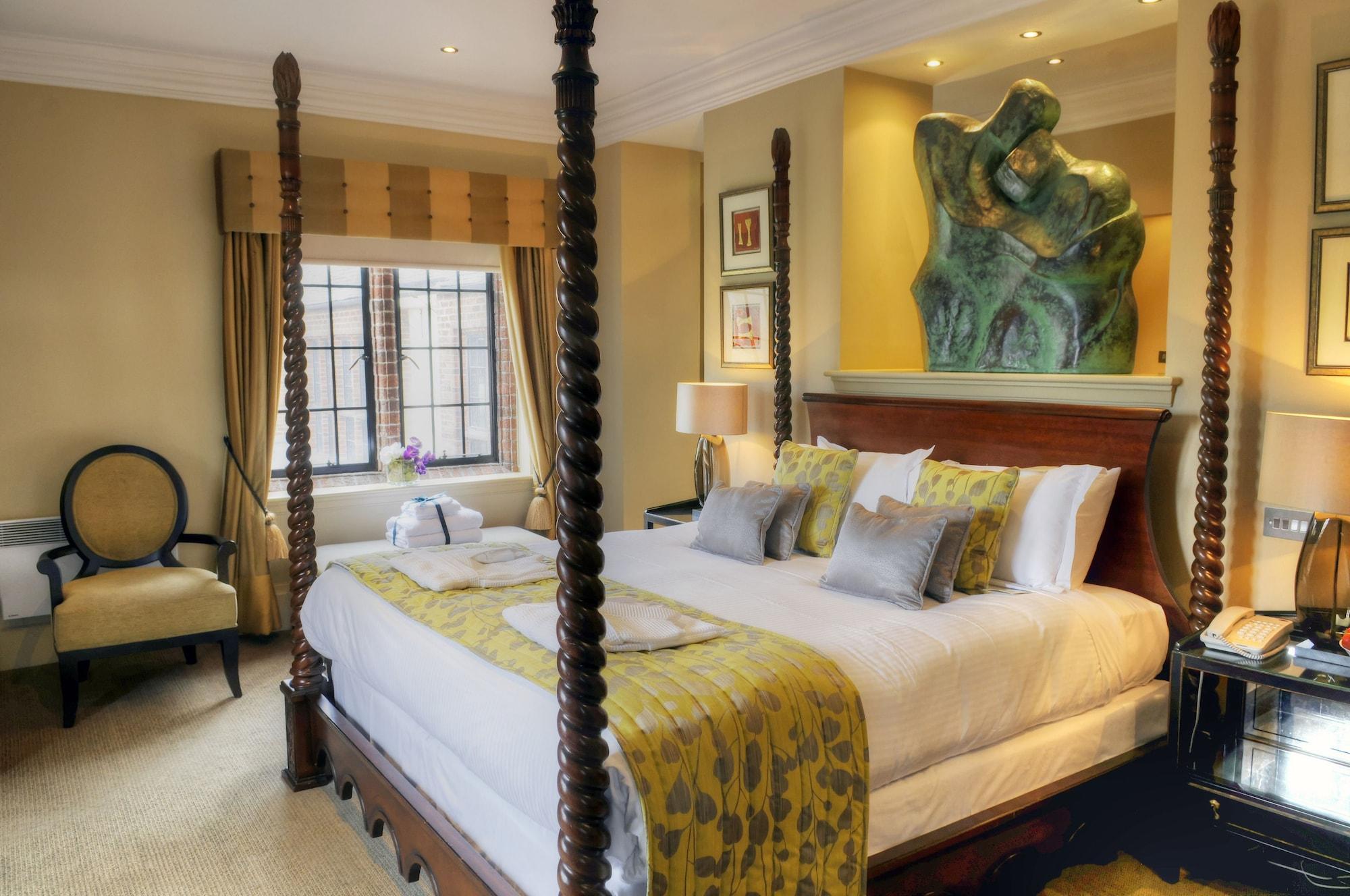 Western House Hotel At Ayr Racecourse 외부 사진