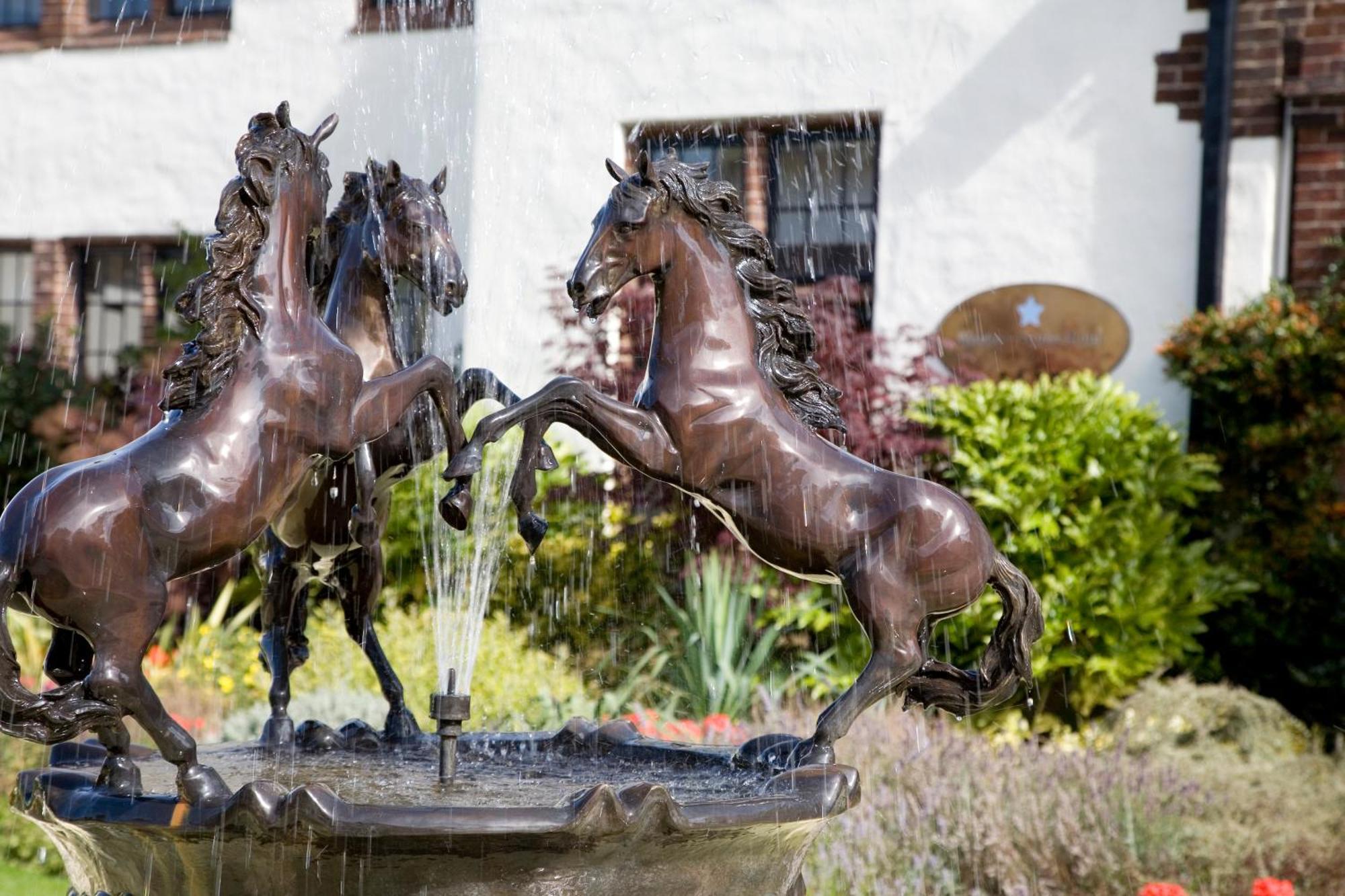 Western House Hotel At Ayr Racecourse 외부 사진