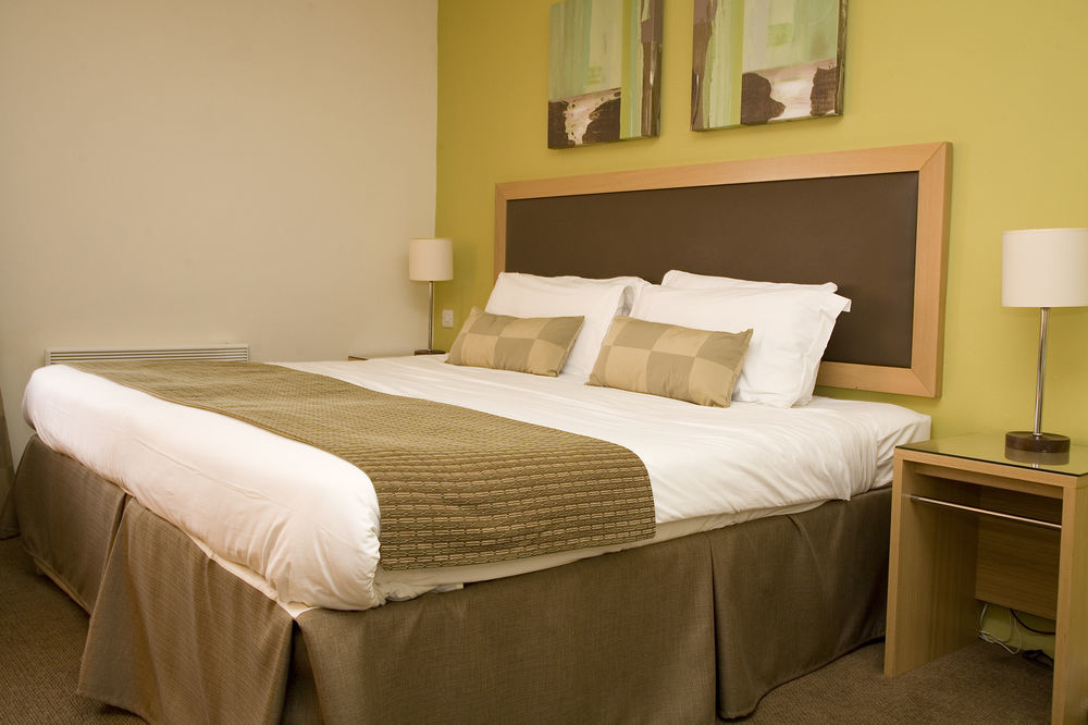 Western House Hotel At Ayr Racecourse 외부 사진